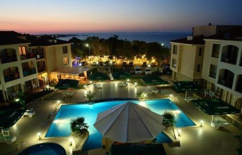 Paradise Bay Hotel Ahyolu Dış mekan fotoğraf